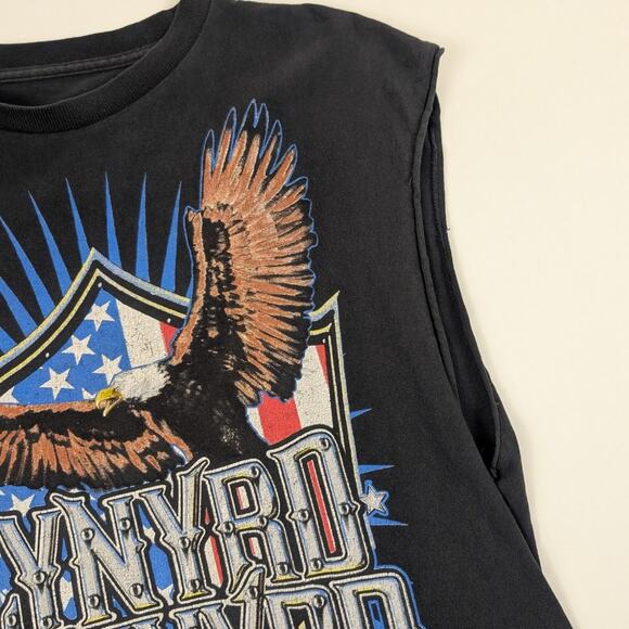 Y2K Lynyrd Skynyrd 2011 Rock Band Eagle Distressed Cut Off Tank Top Size Medium - Picture 2 of 8